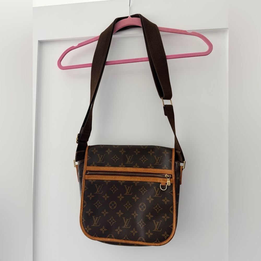 Authentic Louis Vuitton, Bosphore messenger bag